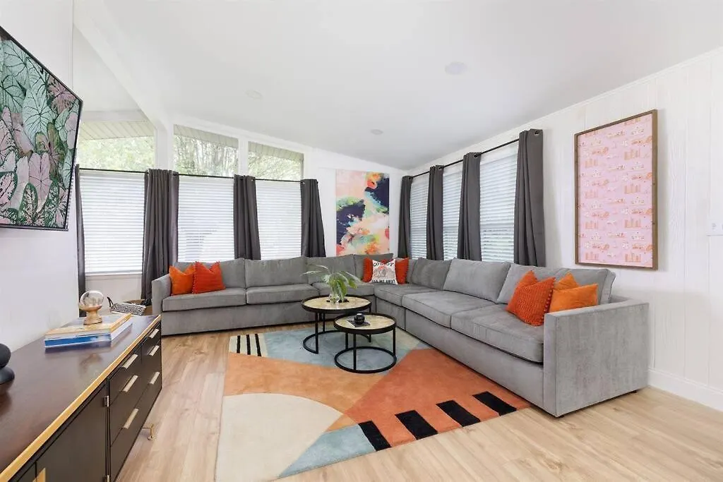 Minutes To Opry, Airport & Broadway Villa Nashville Holiday home